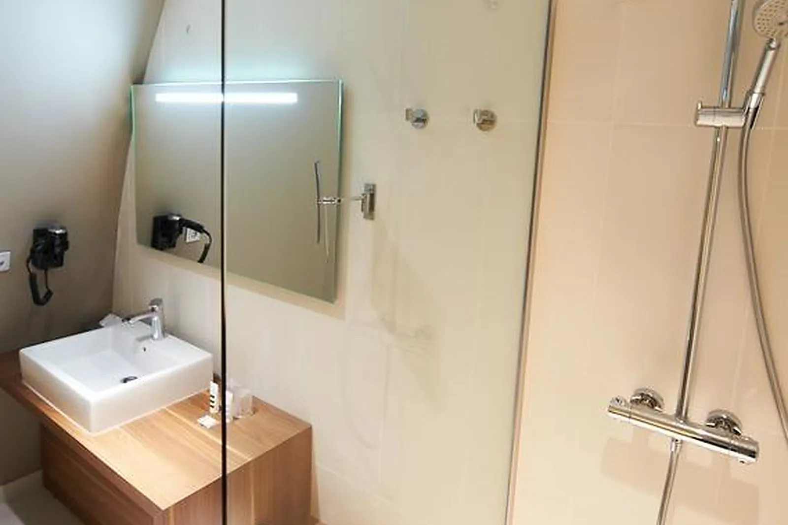 Lieux événementiels, MERCURE CHOLET CENTRE