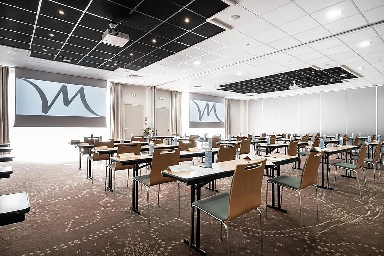 Lieux événementiels, MERCURE COMPIÈGNE SUD