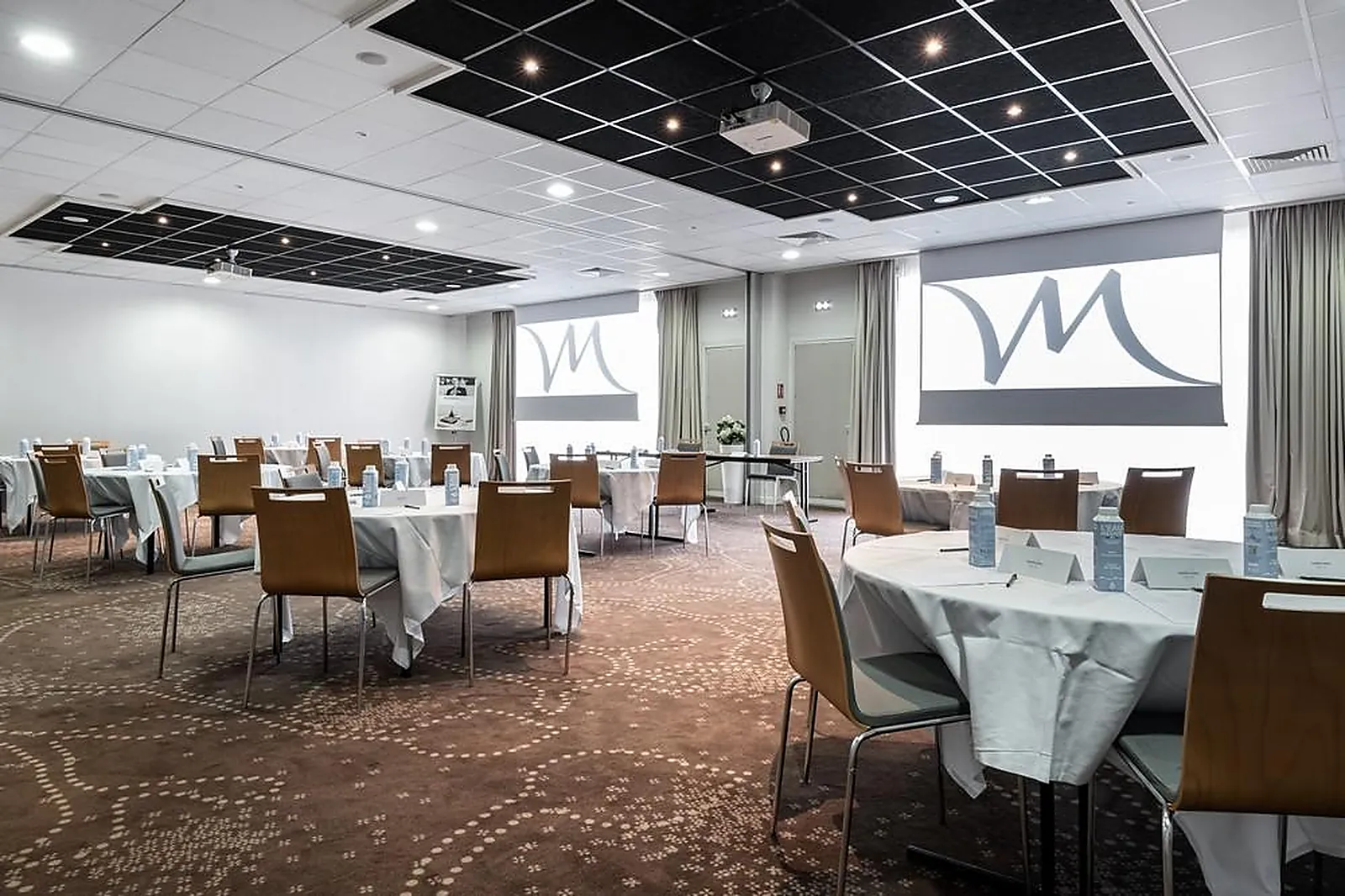 Lieux événementiels, MERCURE COMPIÈGNE SUD