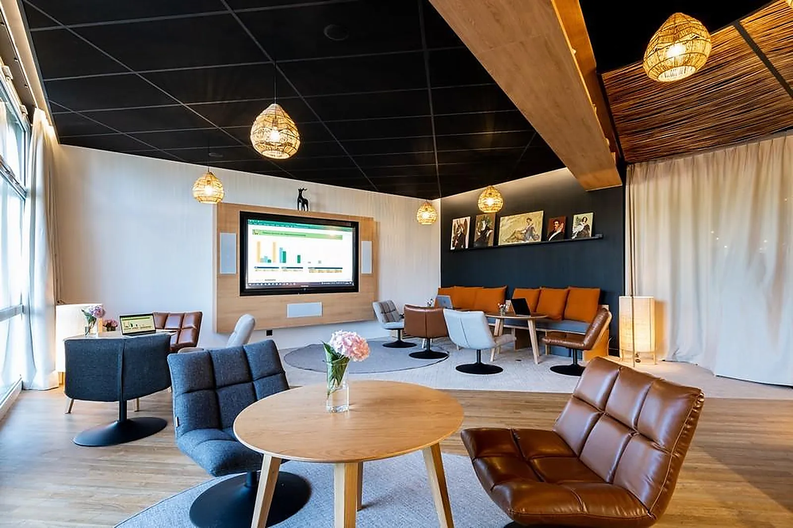 Lieux événementiels, MERCURE COMPIÈGNE SUD