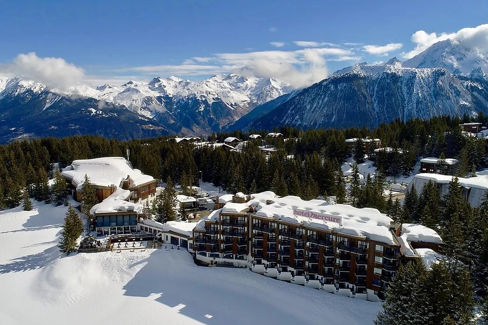 Lieux événementiels, MERCURE COURCHEVEL