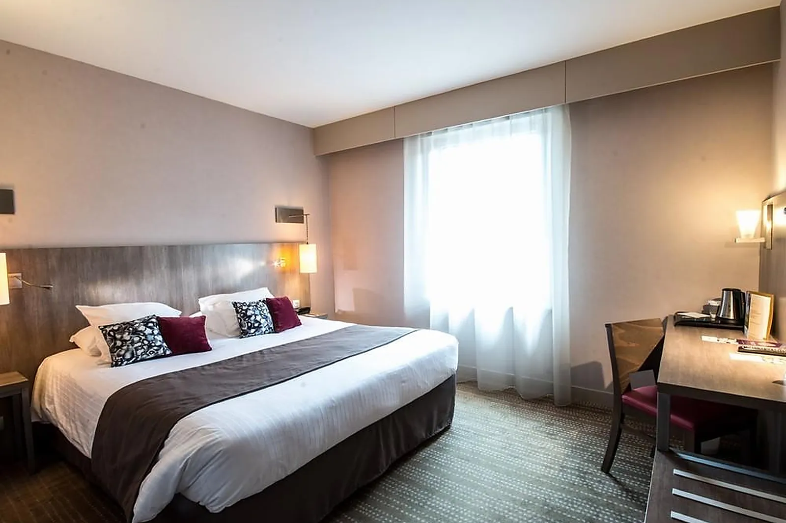 Lieux événementiels, MERCURE DINAN PORT LE JERZUAL