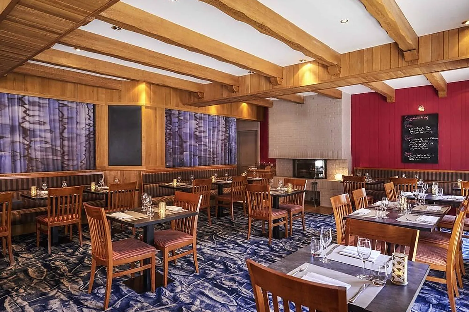 Lieux événementiels, MERCURE DINAN PORT LE JERZUAL