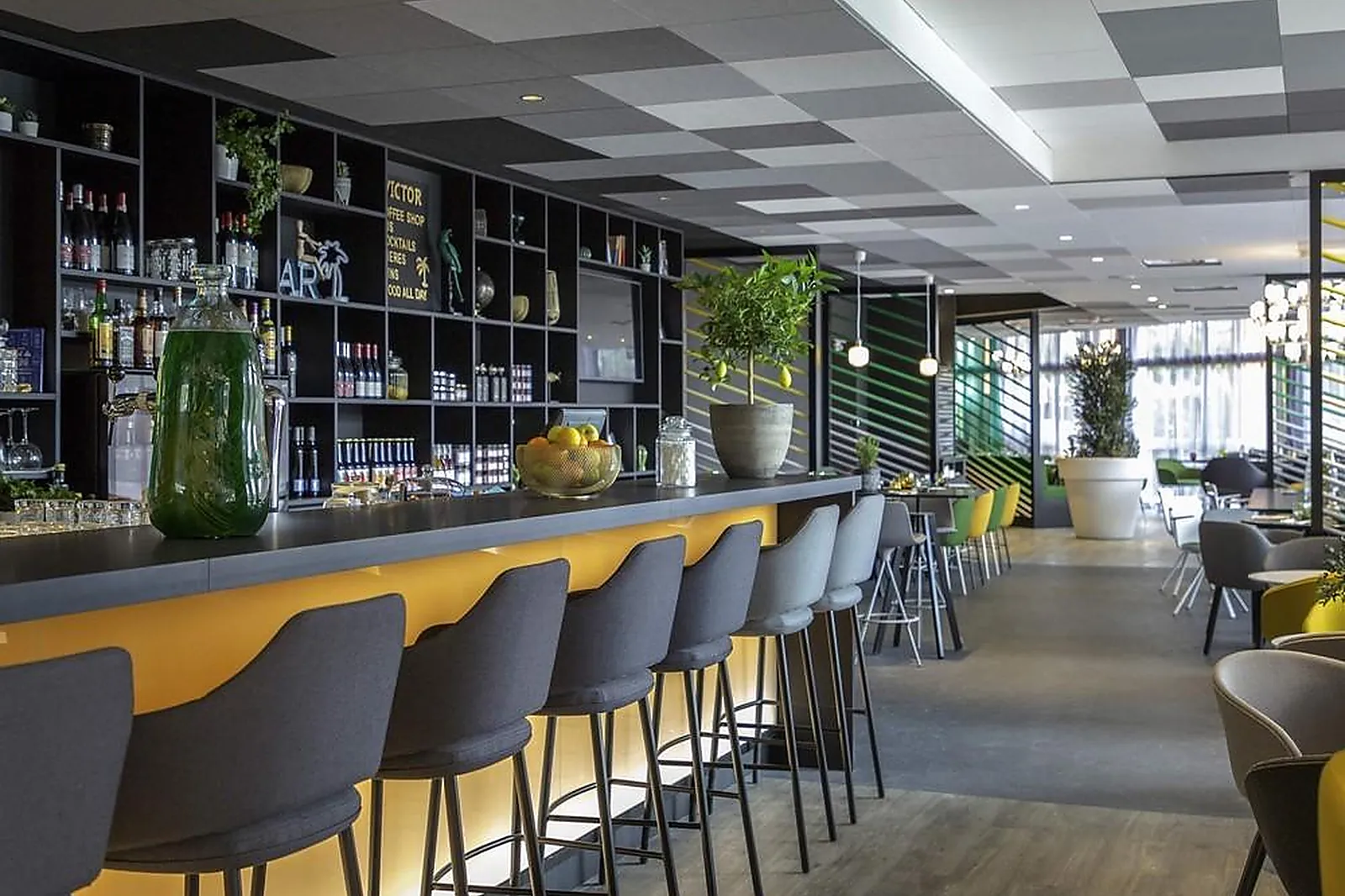 Lieux événementiels, MERCURE HYERES CENTRE