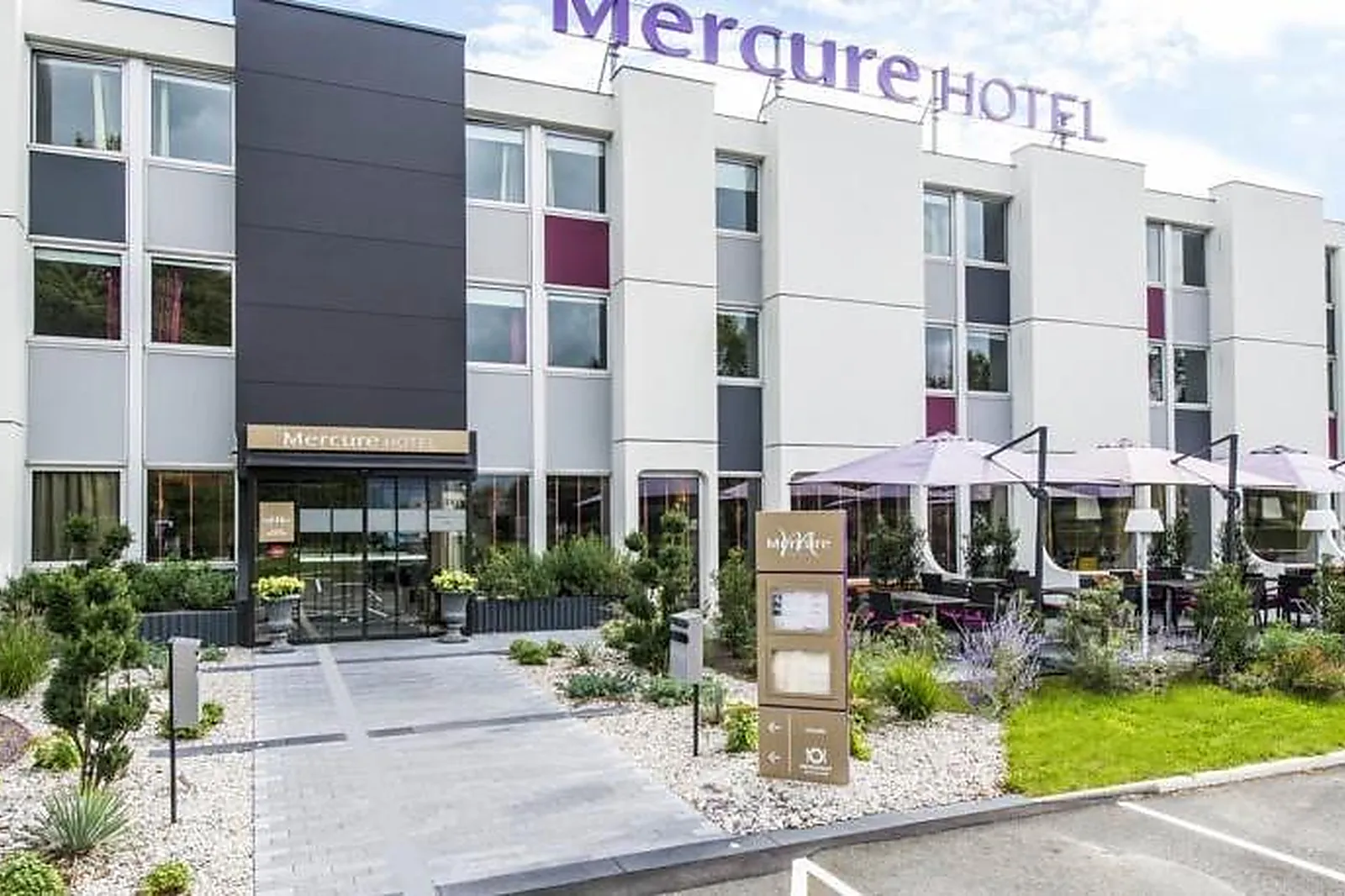 Lieux événementiels, MERCURE LE MANS BATIGNOLLES
