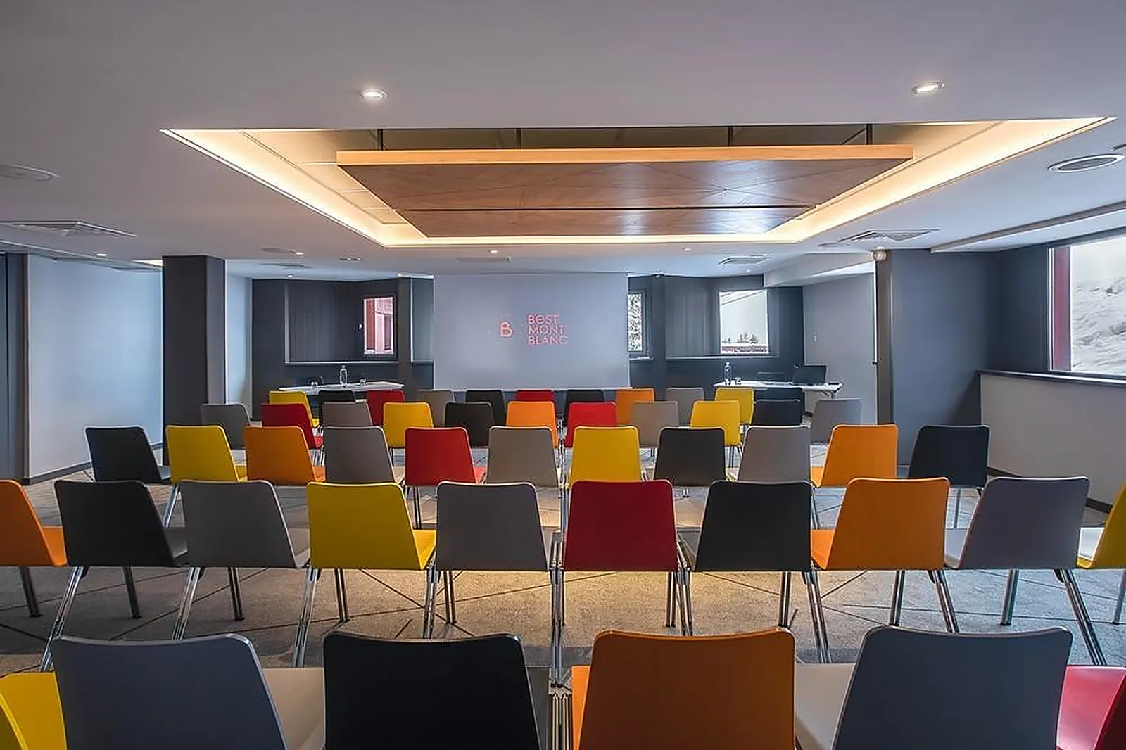 Lieux événementiels, MERCURE LES ARCS 1800