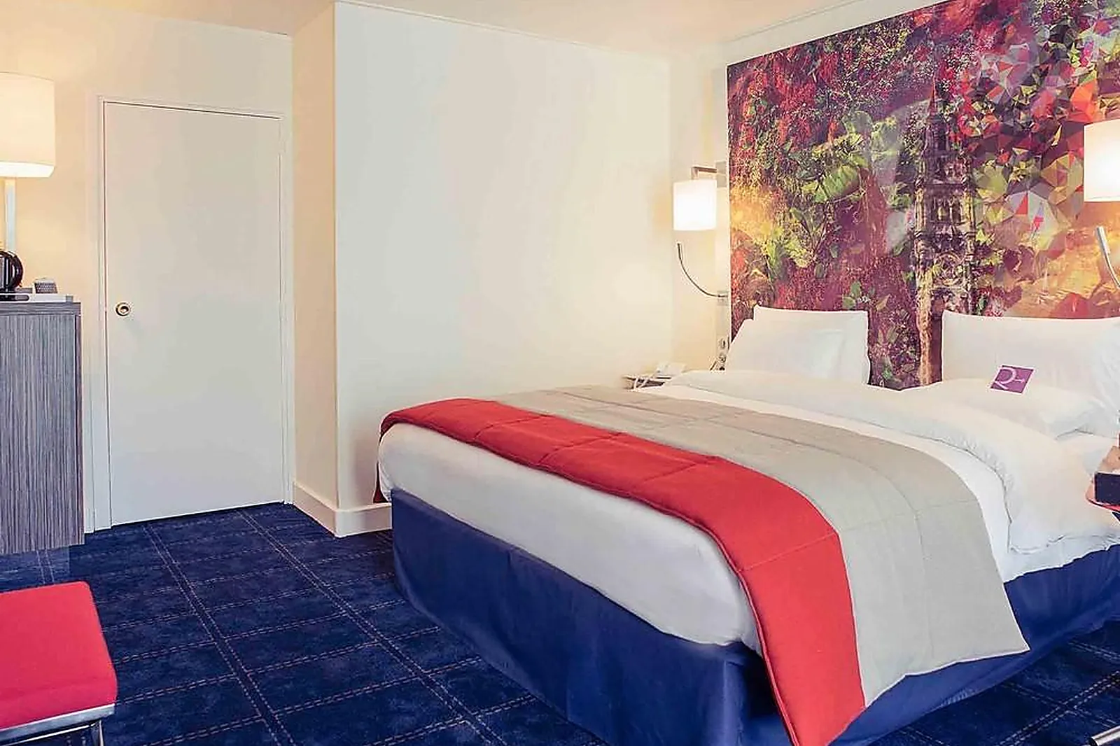 Lieux événementiels, MERCURE LILLE MARCQ-EN-BARŒUL