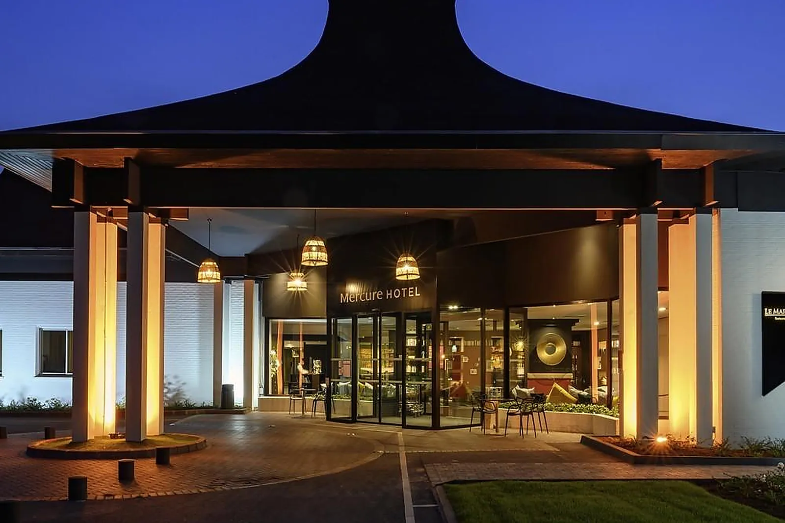 Lieux événementiels, MERCURE LILLE MARCQ-EN-BARŒUL