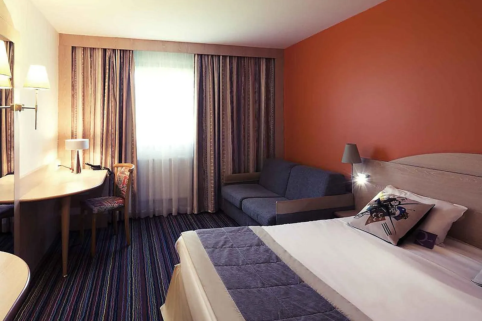 Lieux événementiels, MERCURE LISIEUX NORMANDIE