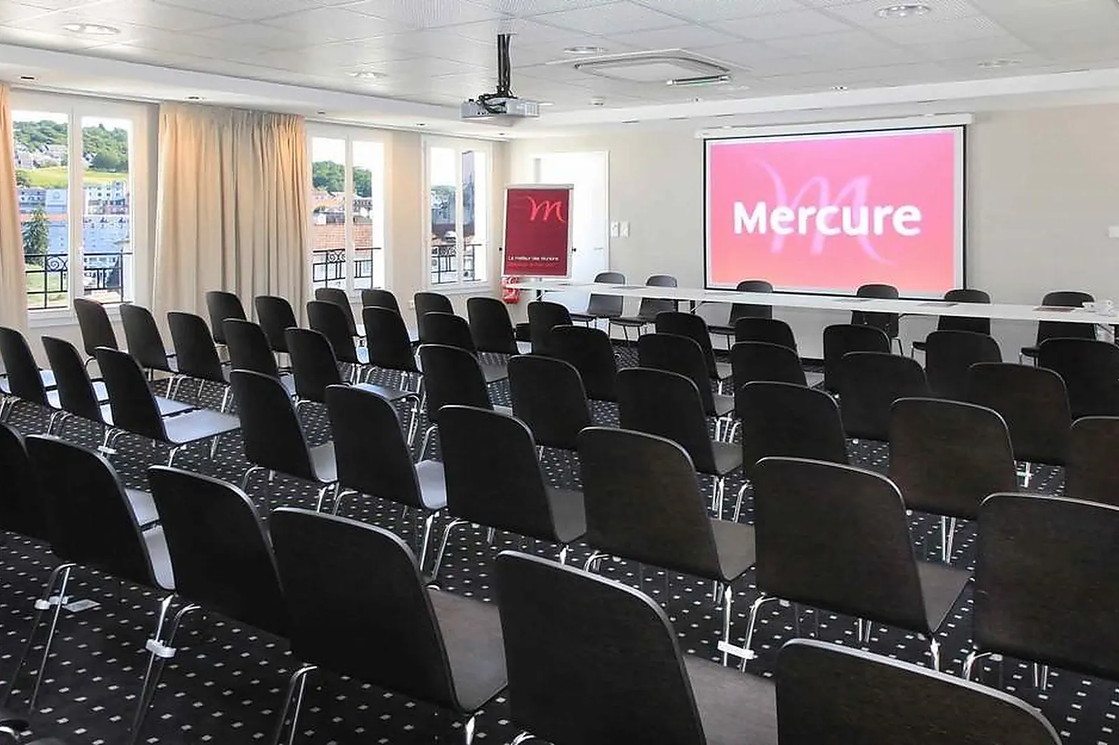 Lieux événementiels, MERCURE LOURDES IMPÉRIAL