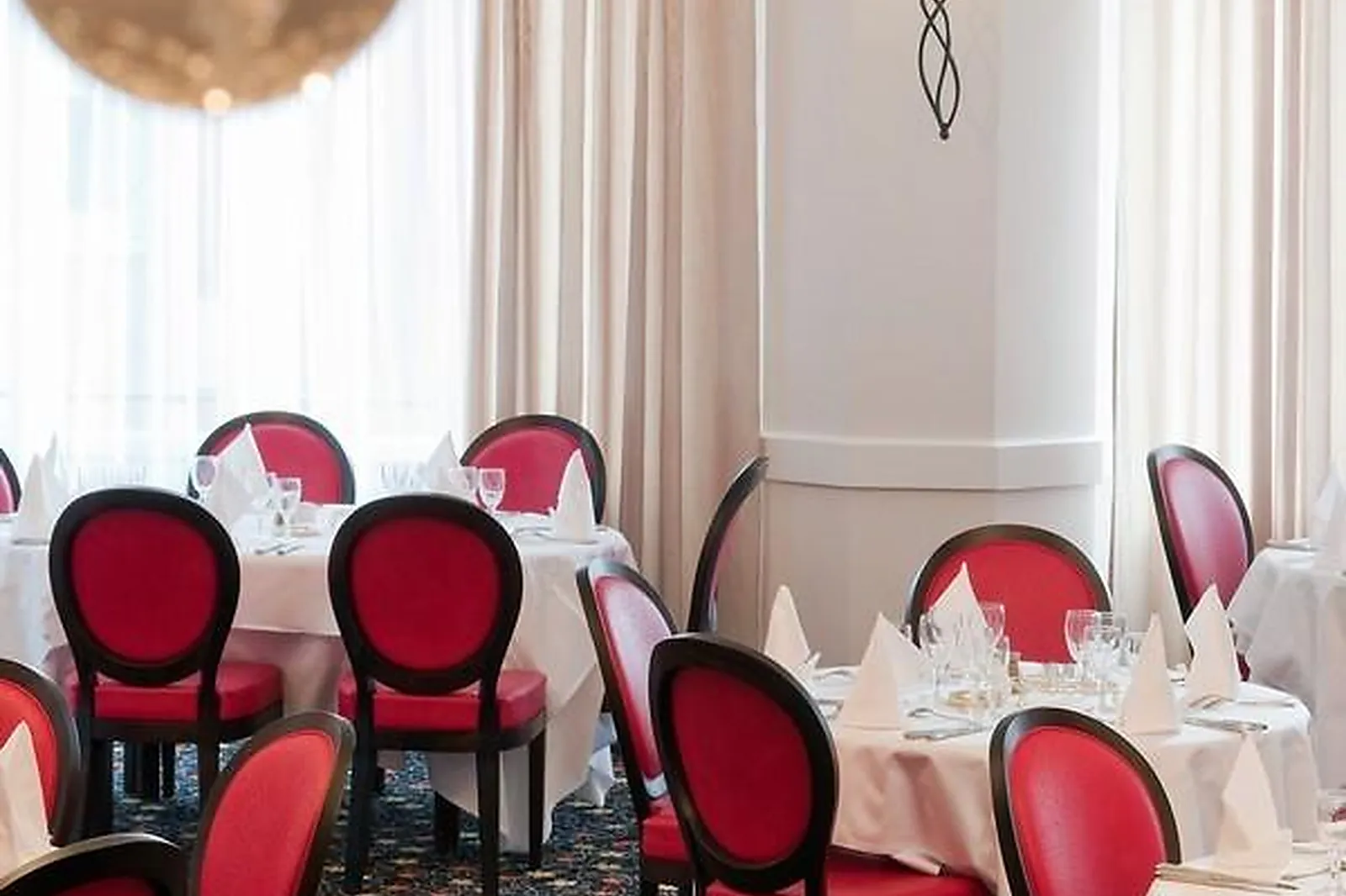 Lieux événementiels, MERCURE LOURDES IMPÉRIAL