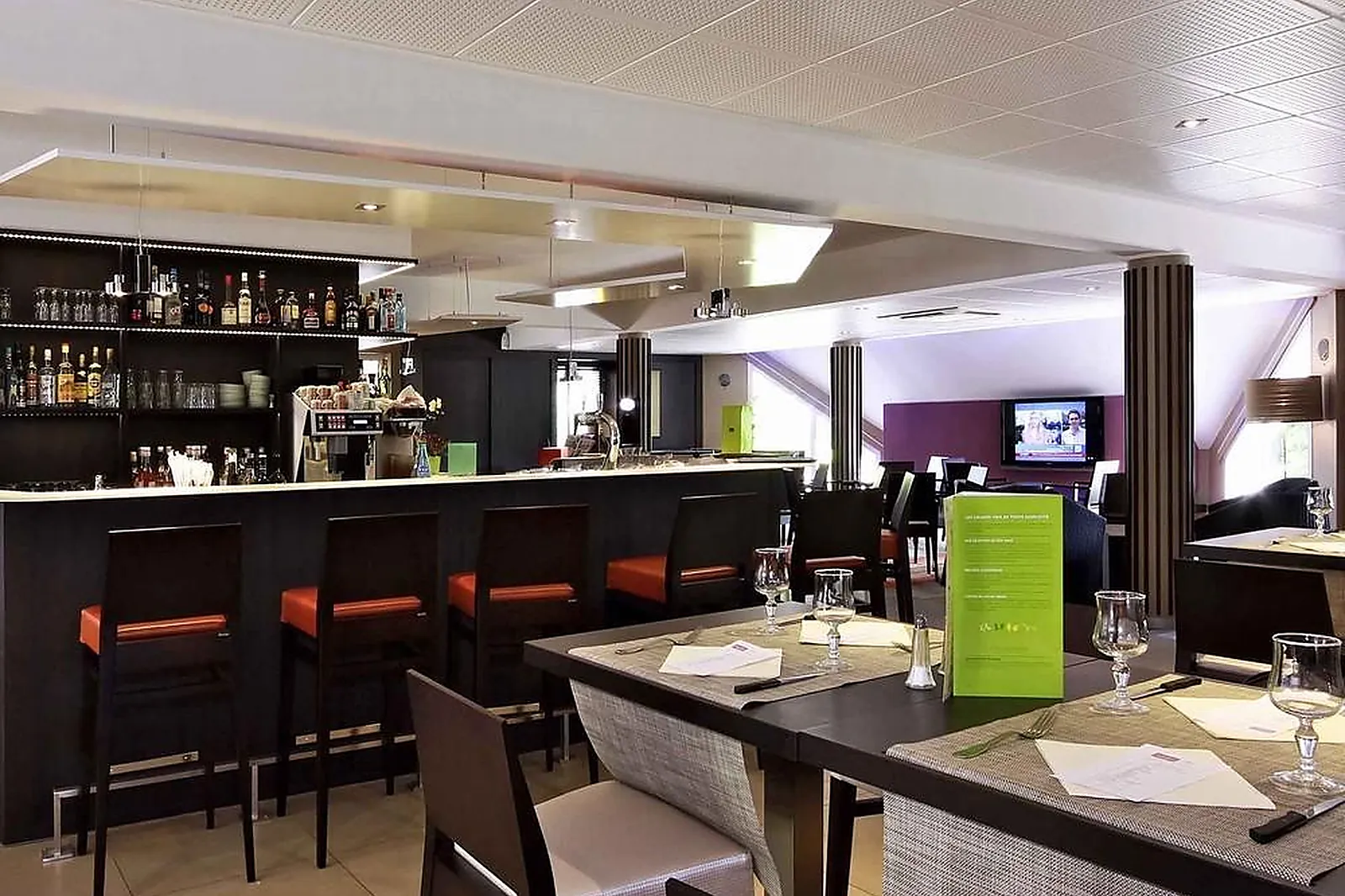 Lieux événementiels, MERCURE LUXEUIL-LÈS-BAINS HEXAGONE