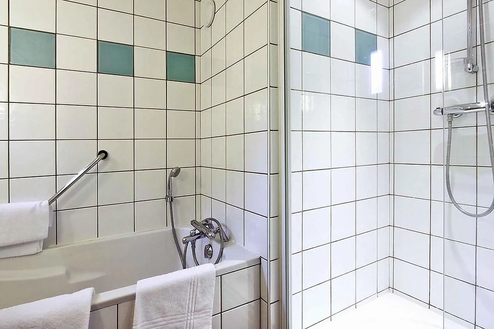 Lieux événementiels, MERCURE LUXEUIL-LÈS-BAINS HEXAGONE