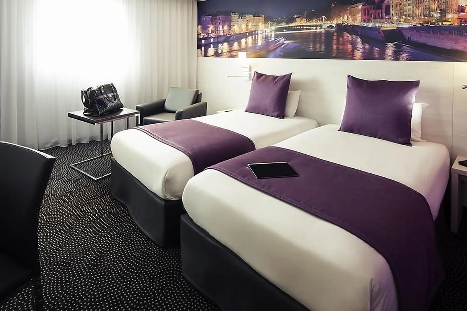 Lieux événementiels, MERCURE LYON CENTRE CHARPENNES