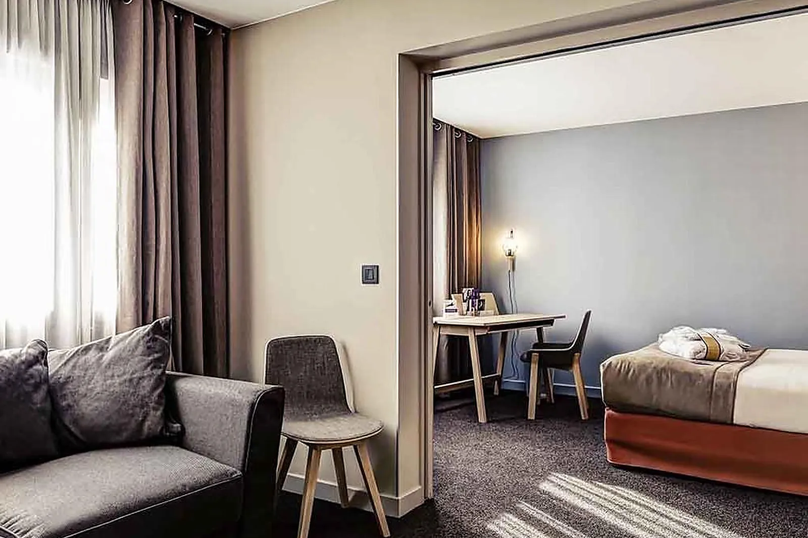 Lieux événementiels, MERCURE LYON CHARBONNIÈRE