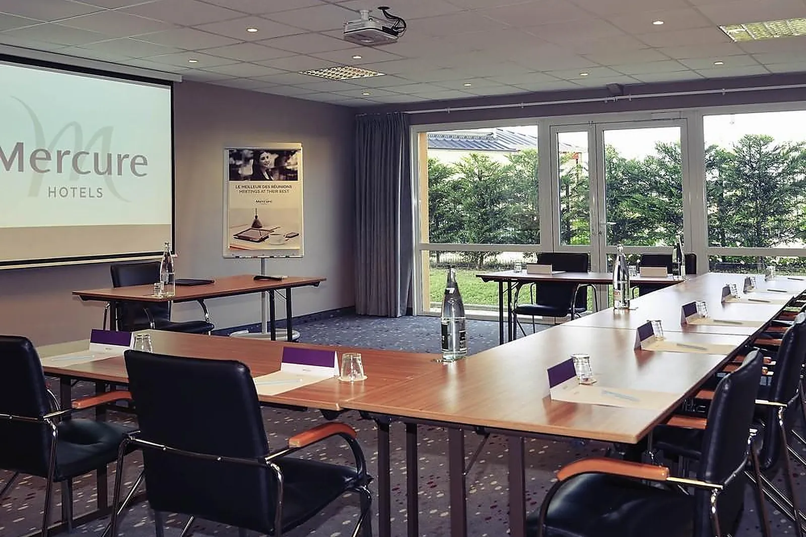 Lieux événementiels, MERCURE LYON EST CHAPONNAY