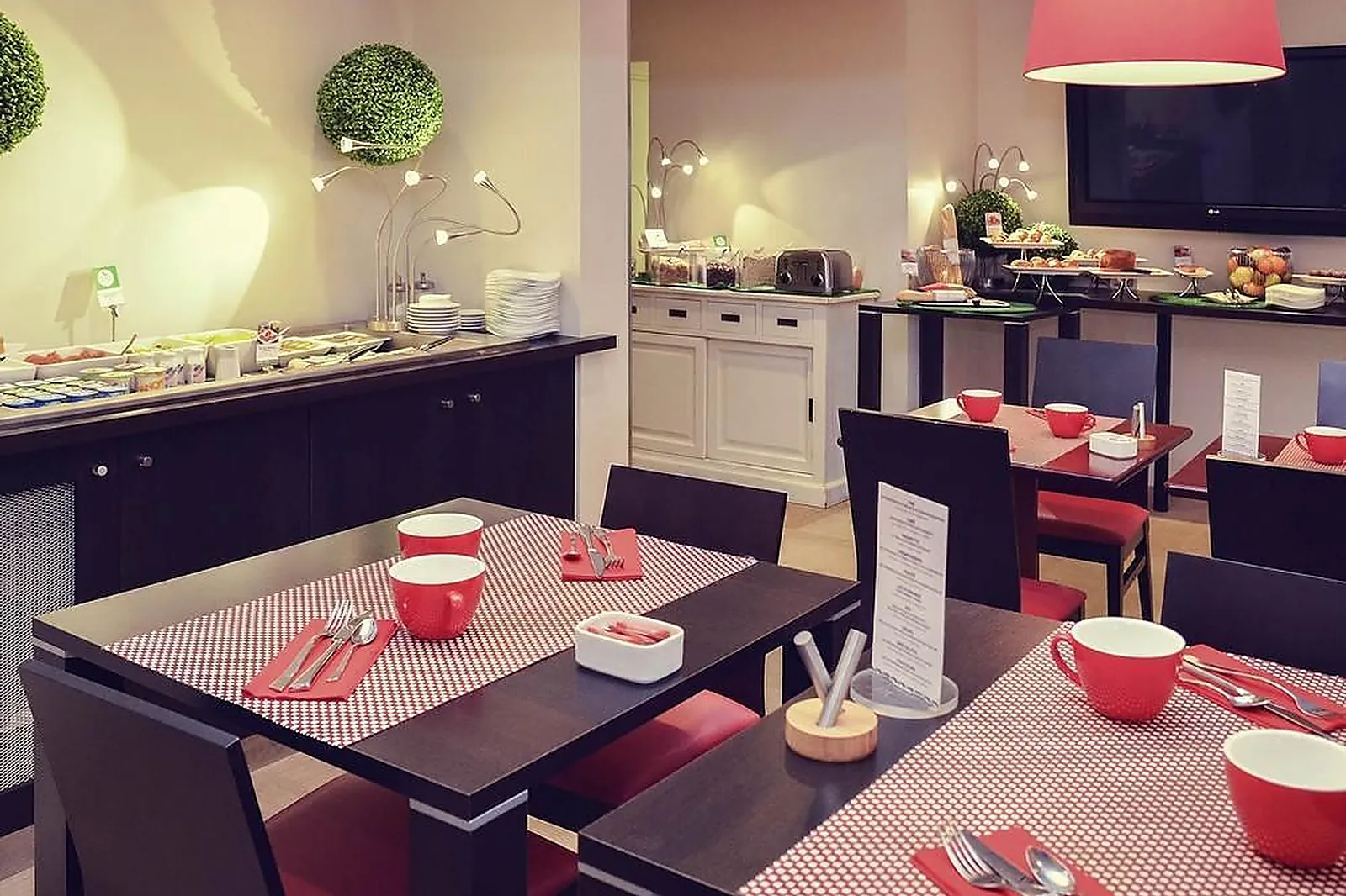 Lieux événementiels, MERCURE LYON EST CHAPONNAY