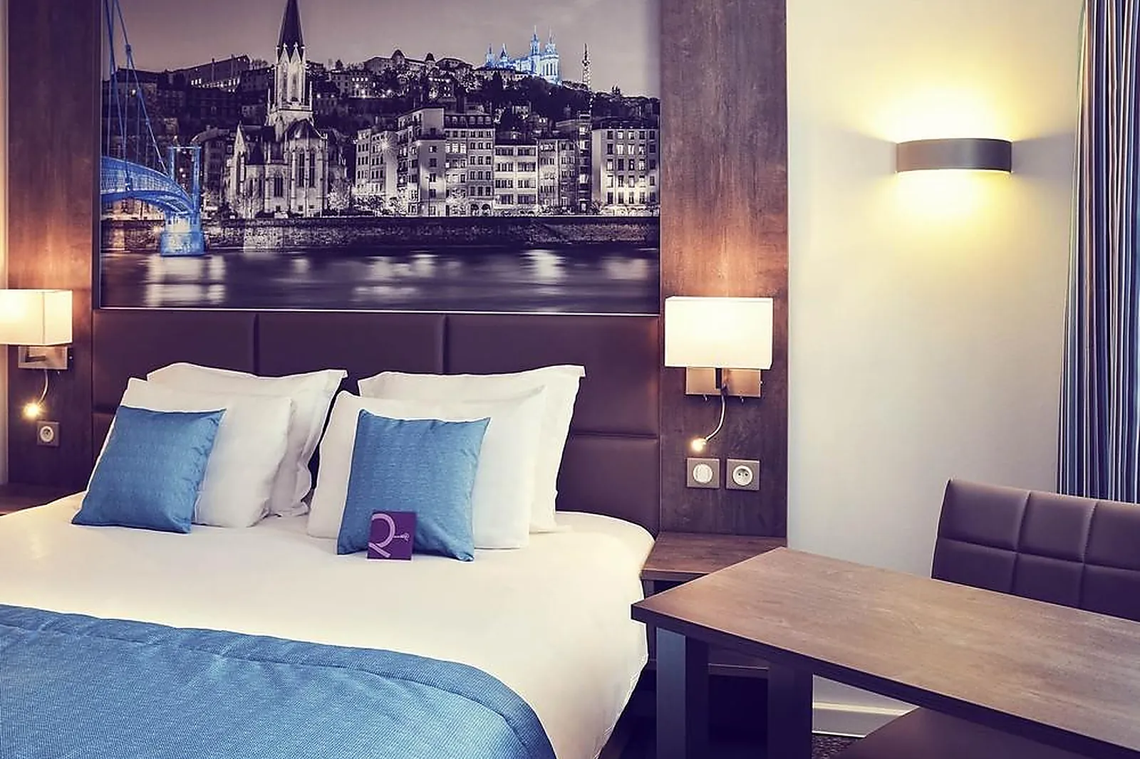 Lieux événementiels, MERCURE LYON EST CHAPONNAY