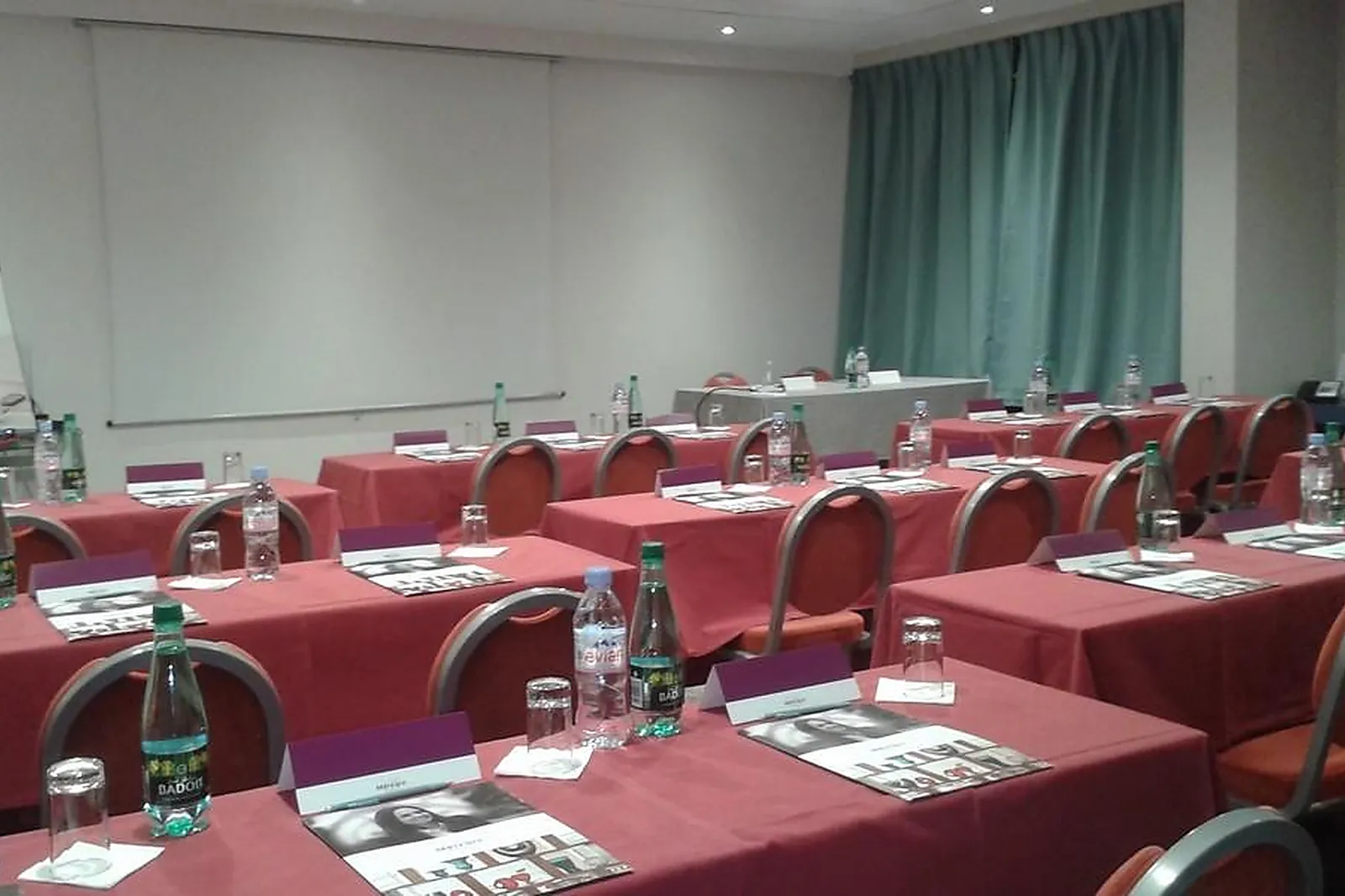 Lieux événementiels, MERCURE MACON BORD DE SAONE