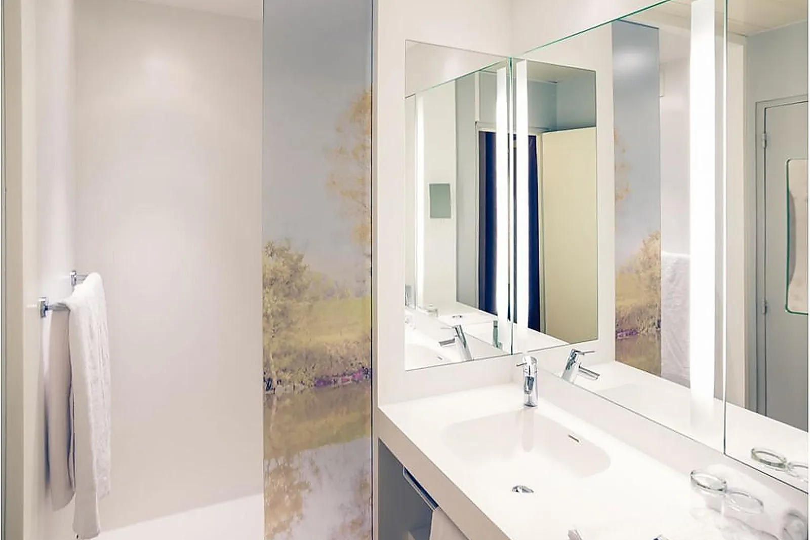 Lieux événementiels, MERCURE MACON BORD DE SAONE