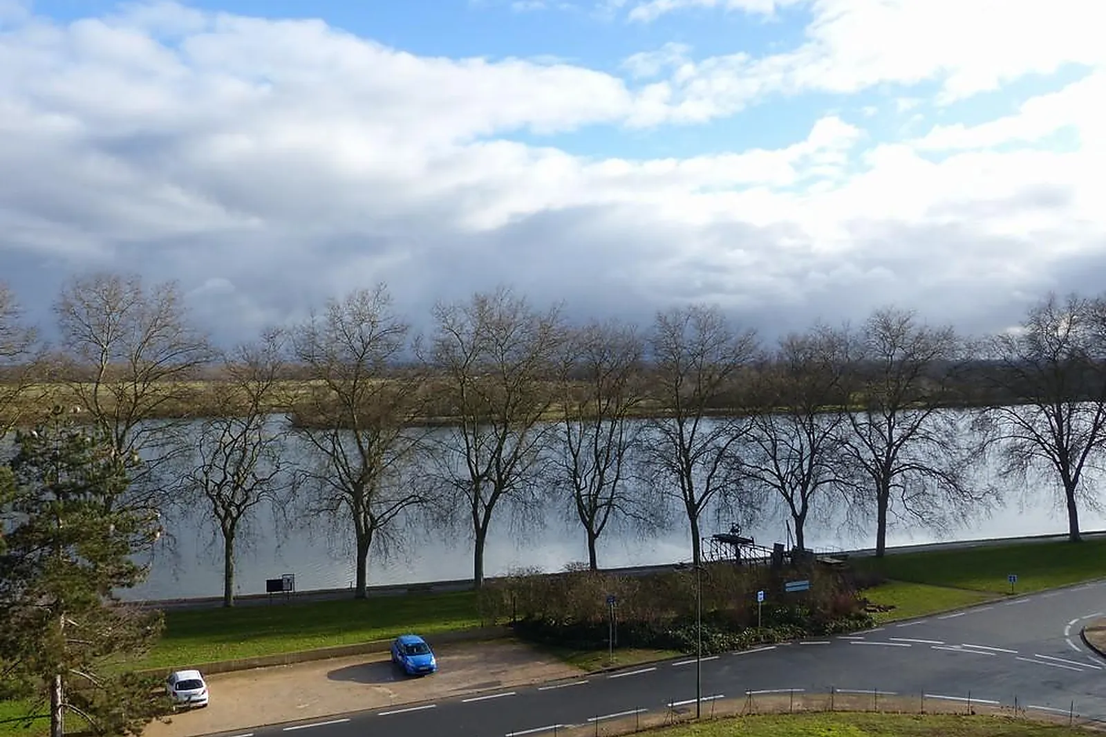 Lieux événementiels, MERCURE MACON BORD DE SAONE