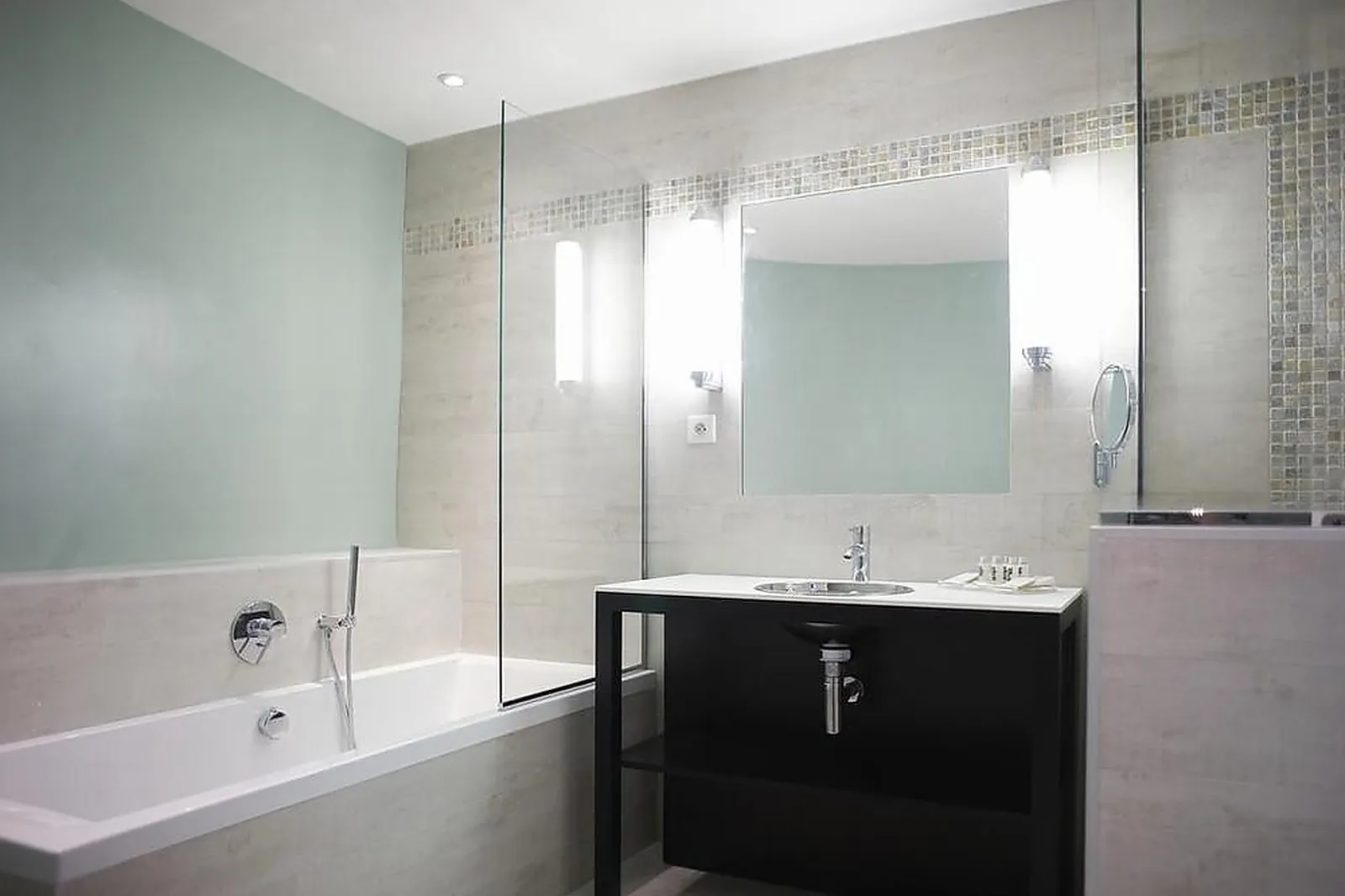 Lieux événementiels, MERCURE MARSEILLE CENTRE BOMPARD LA CORNICHE