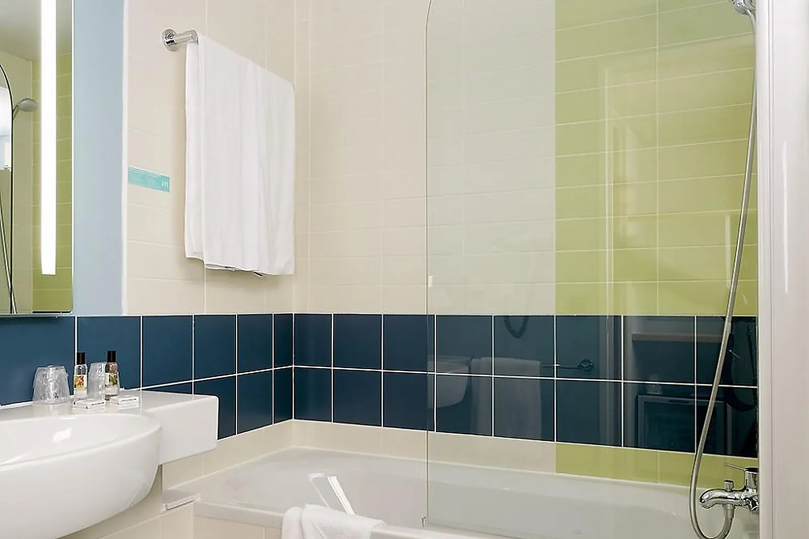 Lieux événementiels, MERCURE MASSY GARE TGV