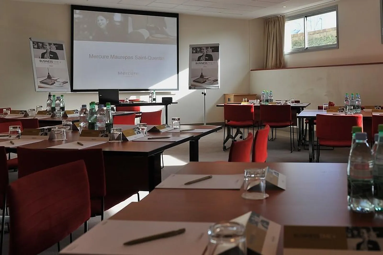 Lieux événementiels, MERCURE MAUREPAS SAINT QUENTIN