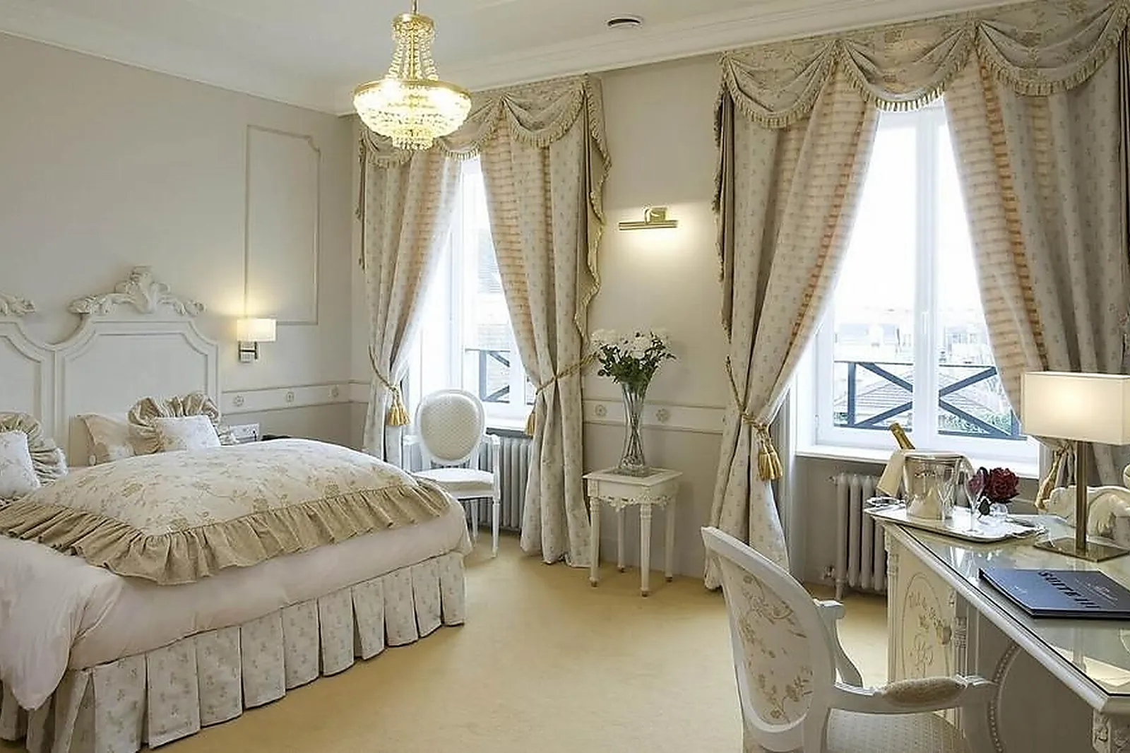 Lieux événementiels, MERCURE MOULINS CENTRE HÔTEL DE PARIS