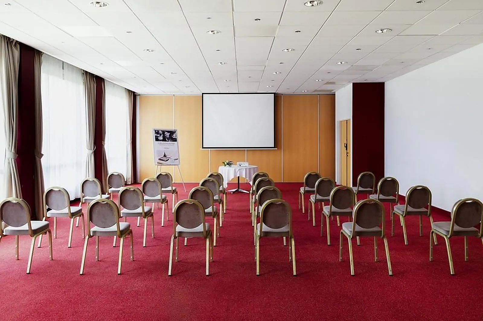 Lieux événementiels, MERCURE NEVERS PONT DE LOIRE