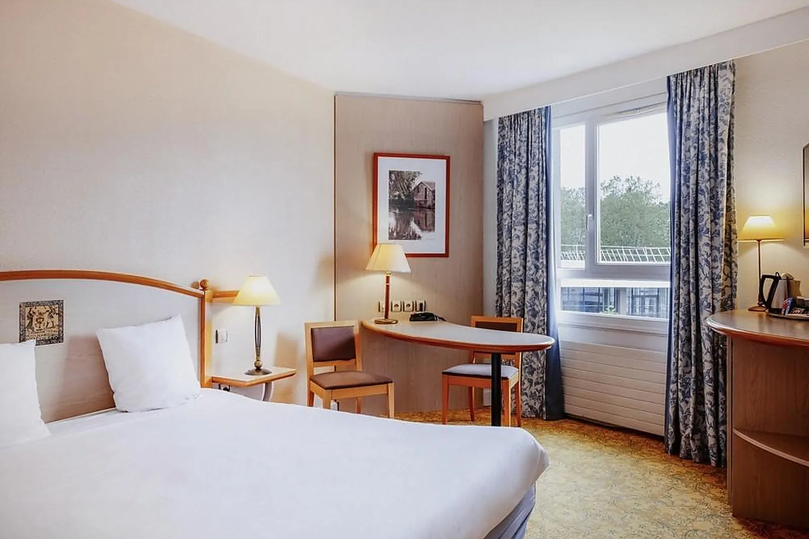 Lieux événementiels, MERCURE NEVERS PONT DE LOIRE