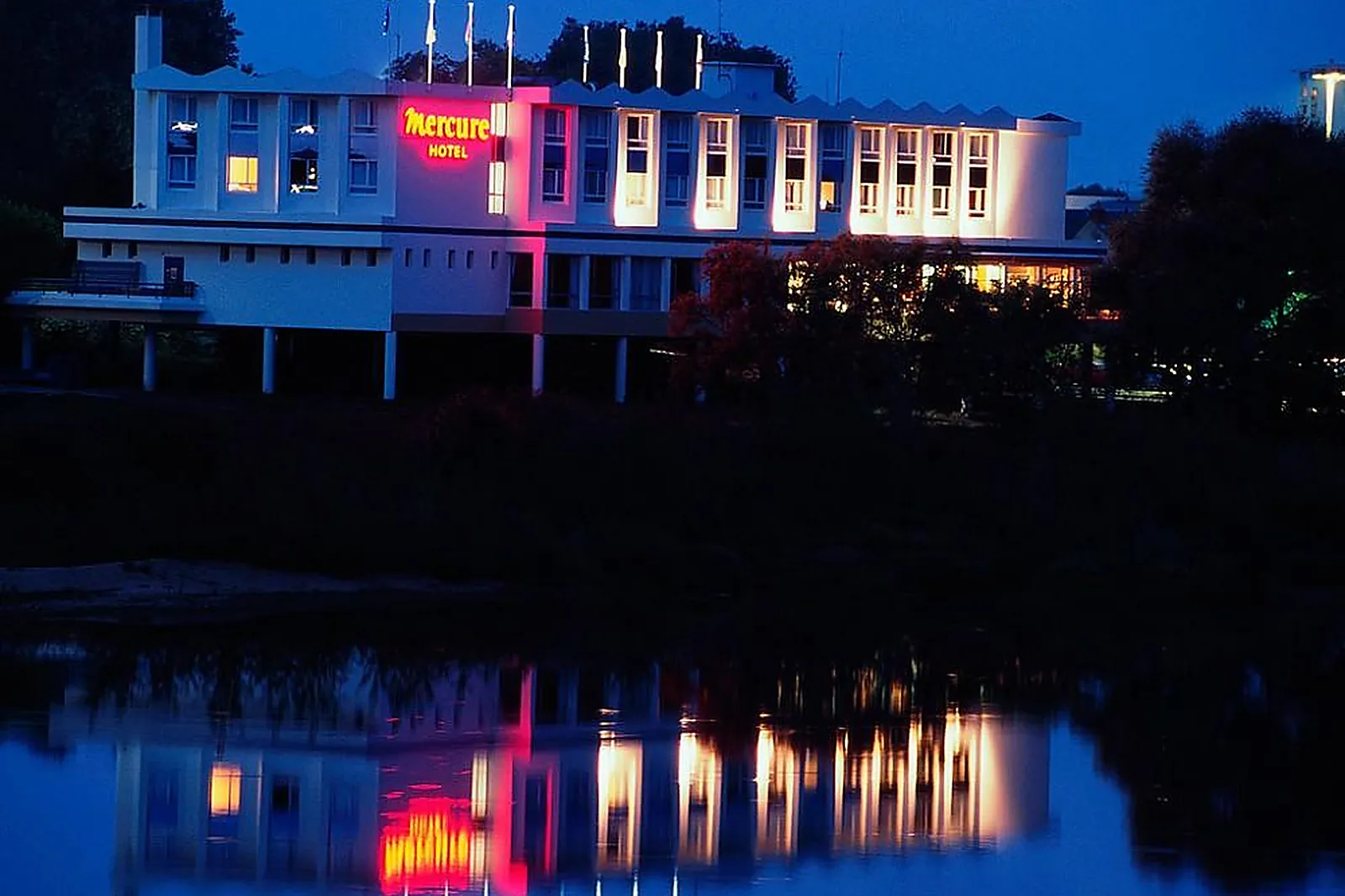 Lieux événementiels, MERCURE NEVERS PONT DE LOIRE