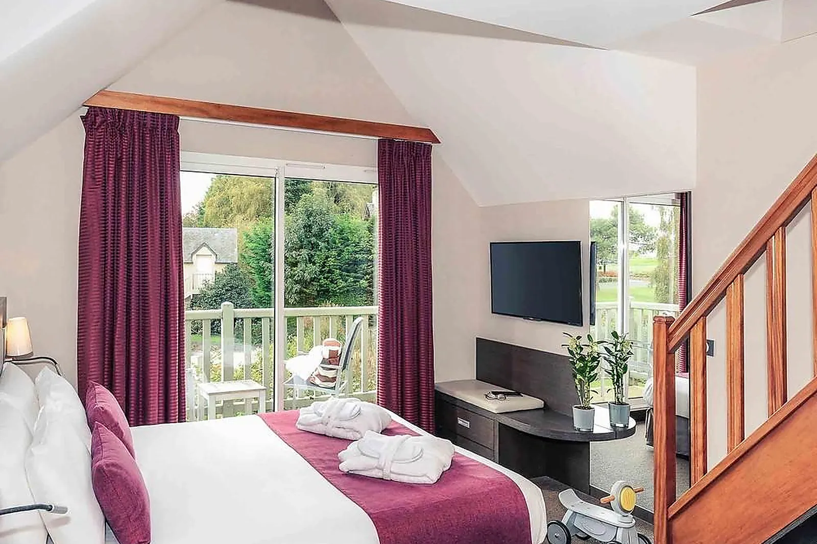 Lieux événementiels, MERCURE OMAHA BEACH