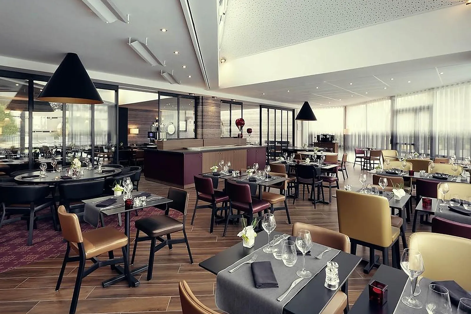 Lieux événementiels, MERCURE ORANGE CENTRE