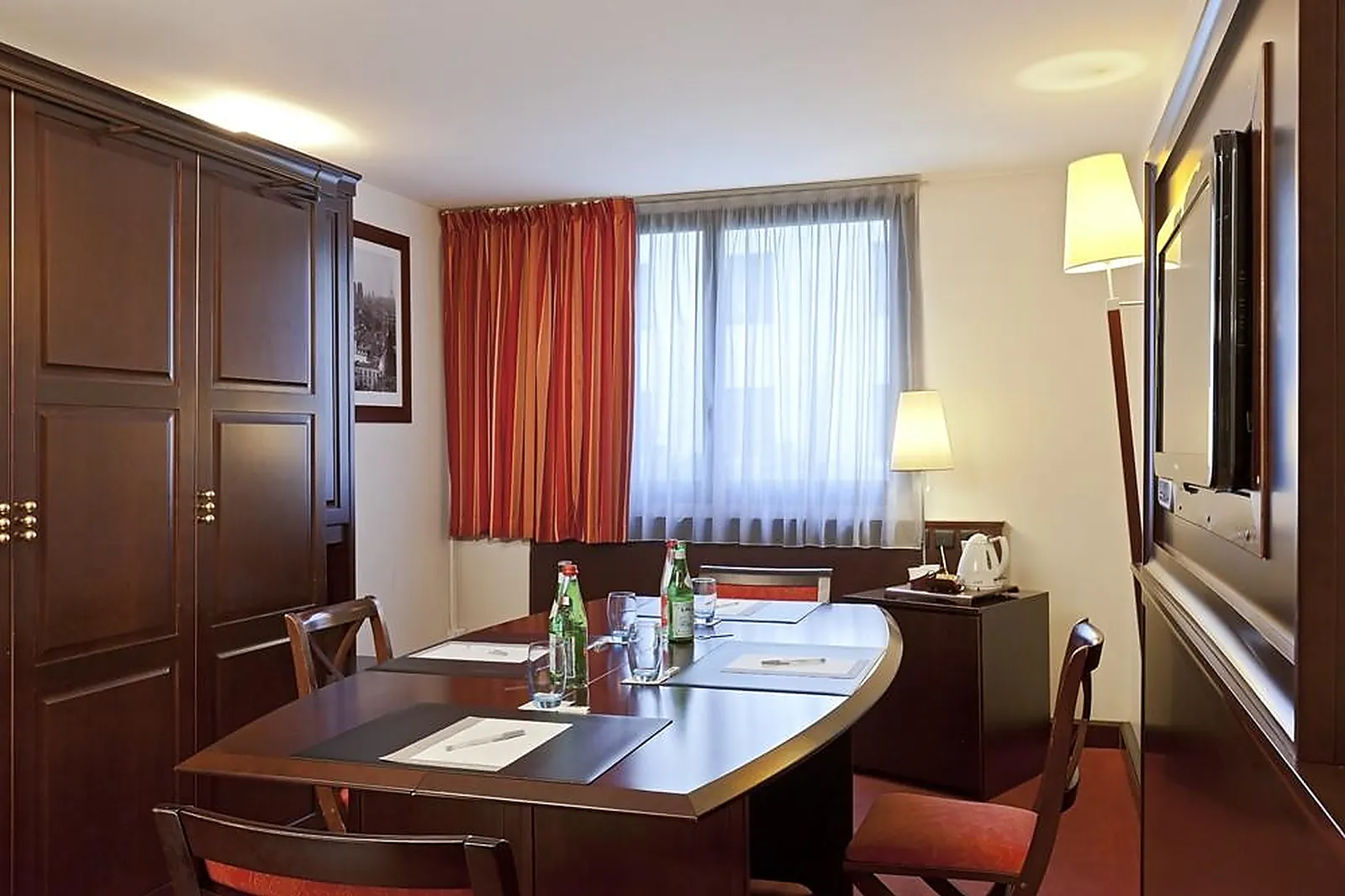 Lieux événementiels, MERCURE PARIS GARE MONTPARNASSE TGV