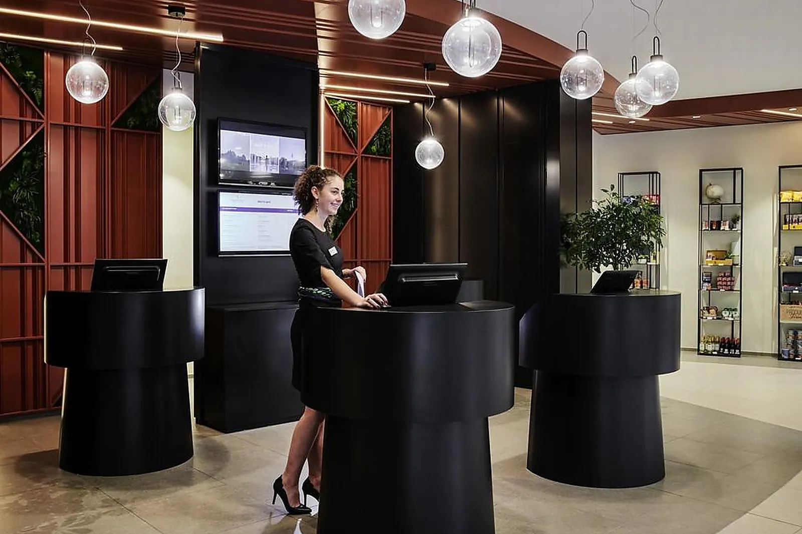 Lieux événementiels, MERCURE PARIS LA DÉFENSE