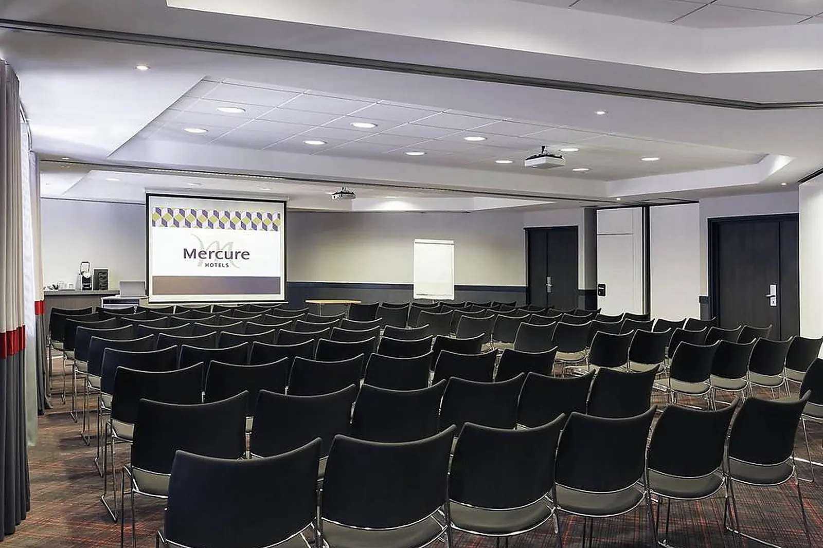 Lieux événementiels, MERCURE PARIS LA DEFENSE GRANDE ARCHE