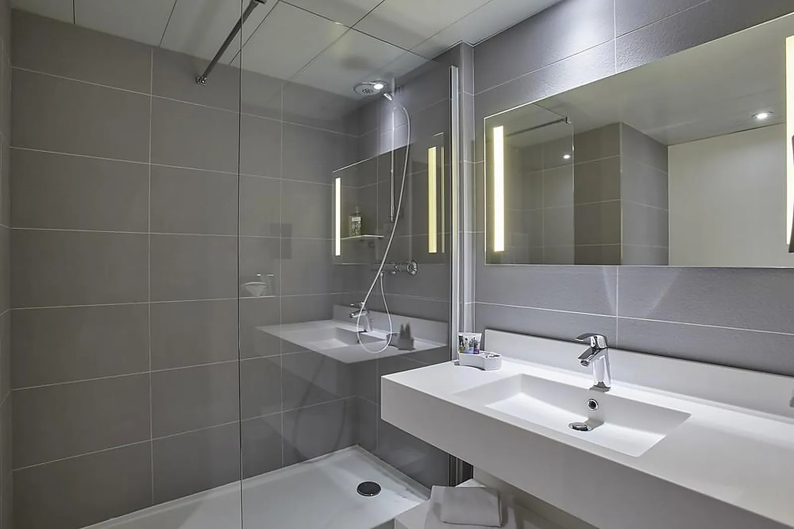 Lieux événementiels, MERCURE PARIS ROISSY CHARLES DE GAULLE