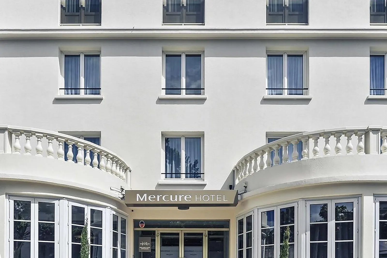 Lieux événementiels, MERCURE PARIS SAINT-CLOUD HIPPODROME
