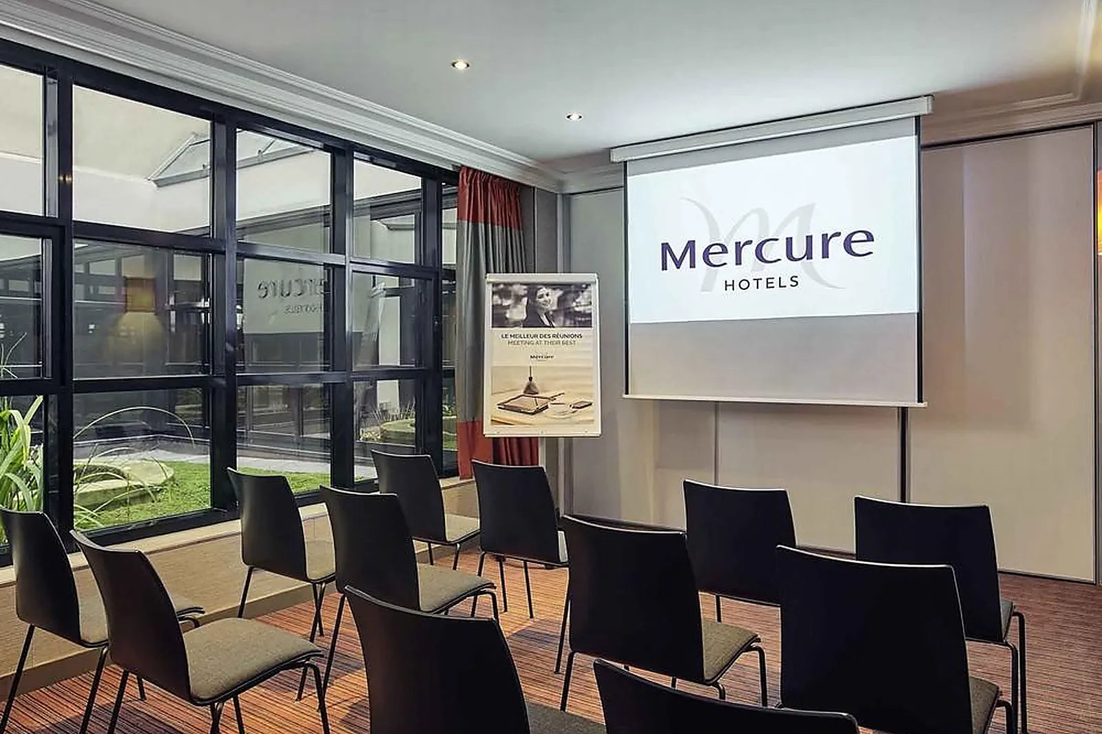 Lieux événementiels, MERCURE PARIS TOUR EIFFEL GRENELLE