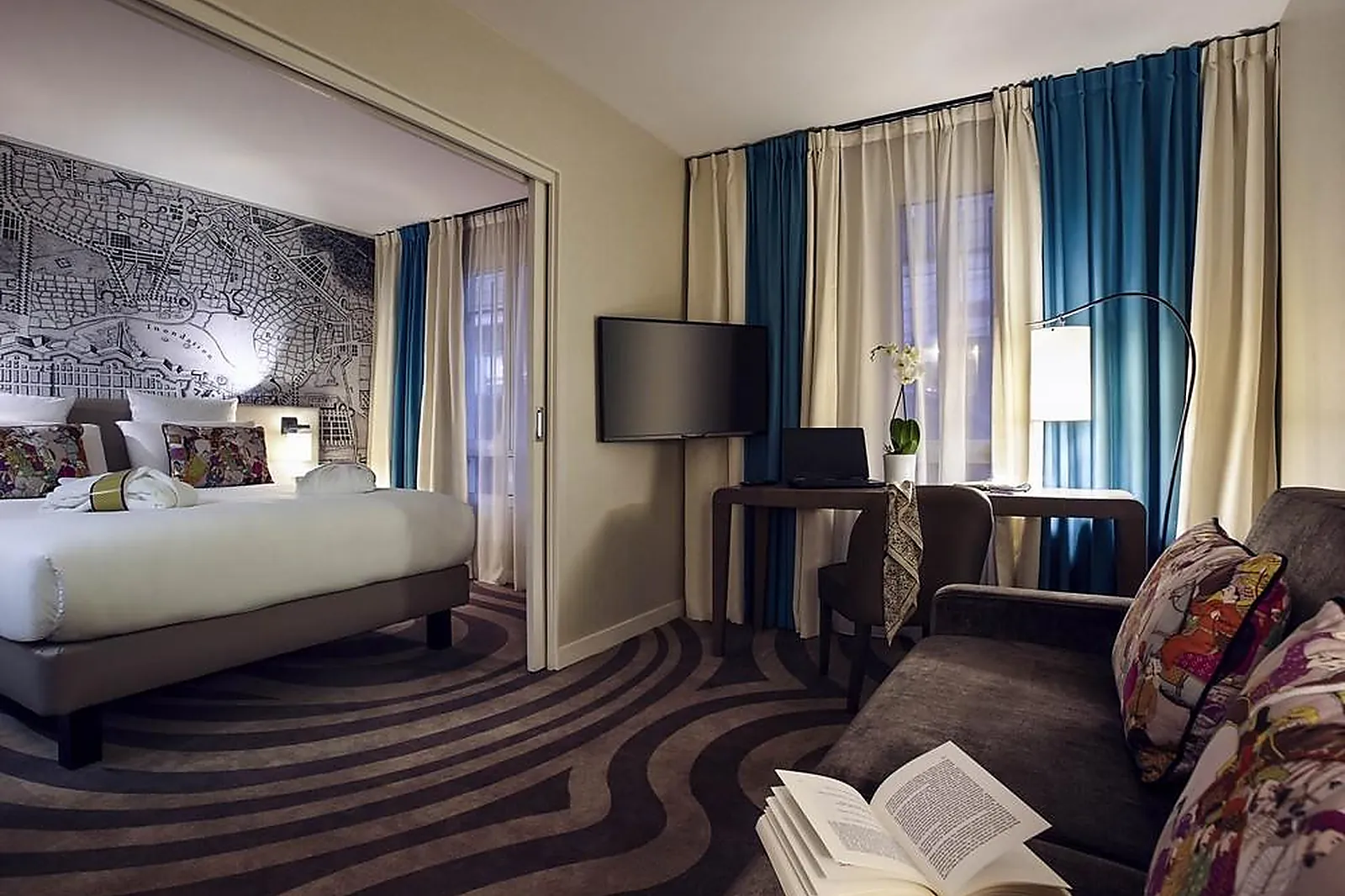 Lieux événementiels, MERCURE PARIS TOUR EIFFEL GRENELLE