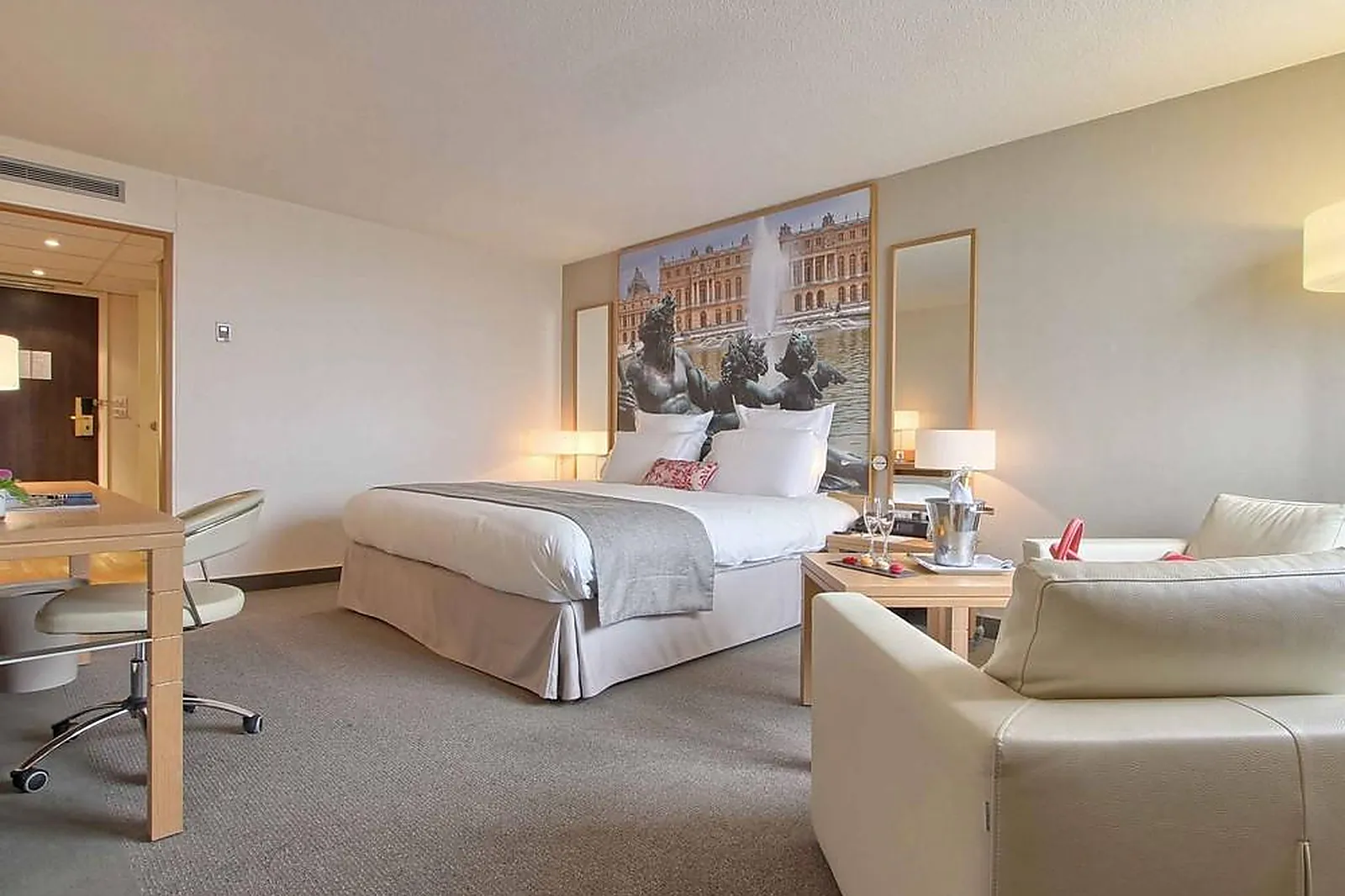 Lieux événementiels, MERCURE PARIS VELIZY