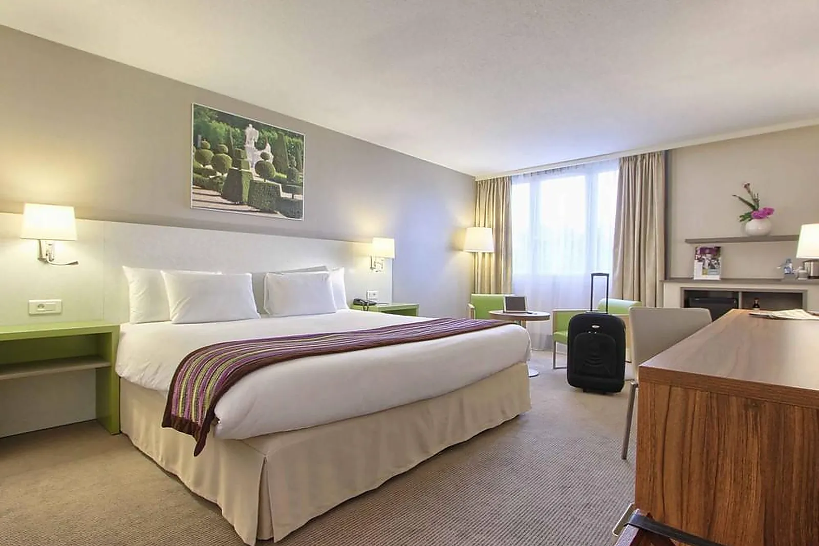 Lieux événementiels, MERCURE PARIS VELIZY