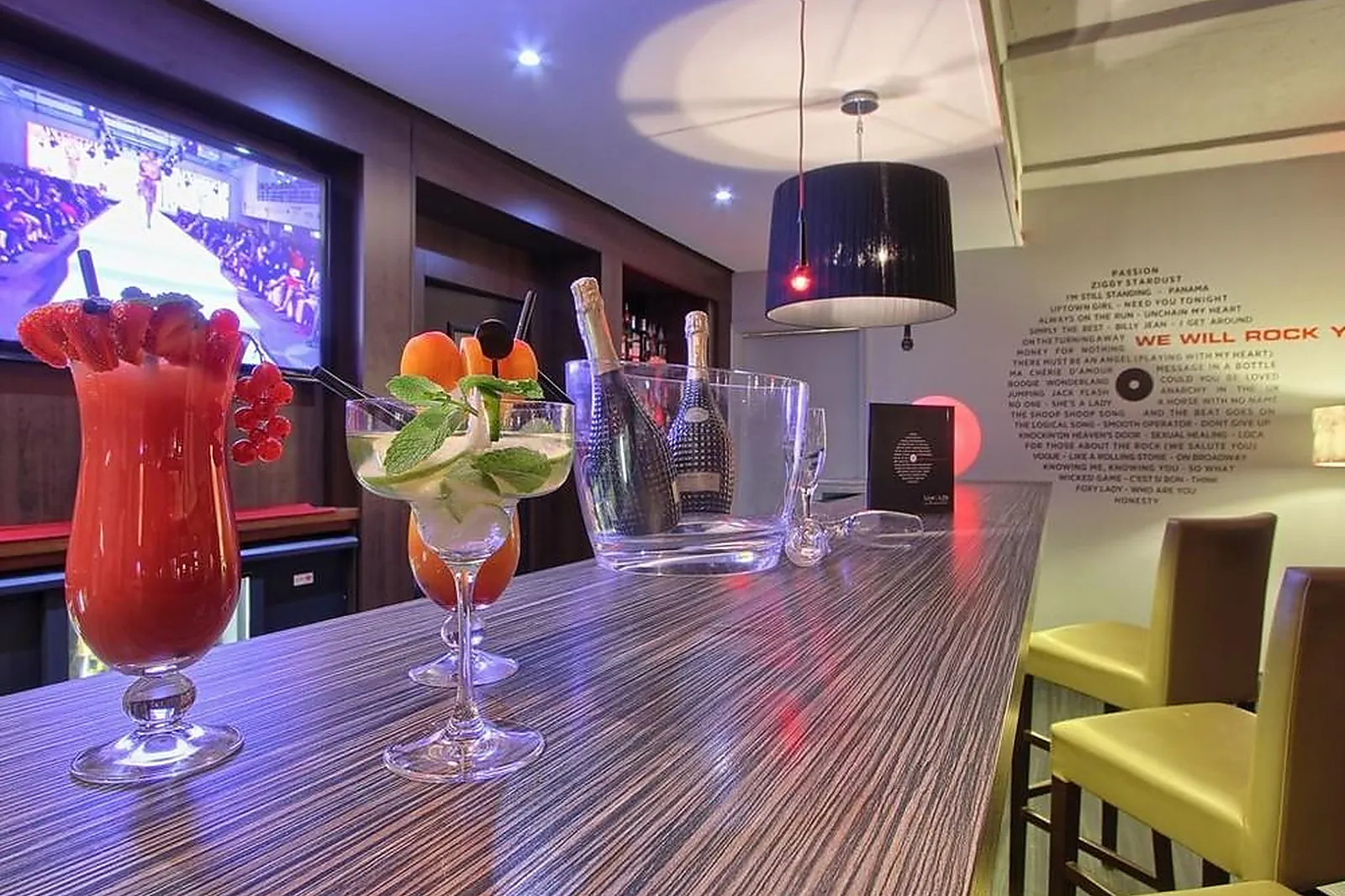 Lieux événementiels, MERCURE PARIS VELIZY