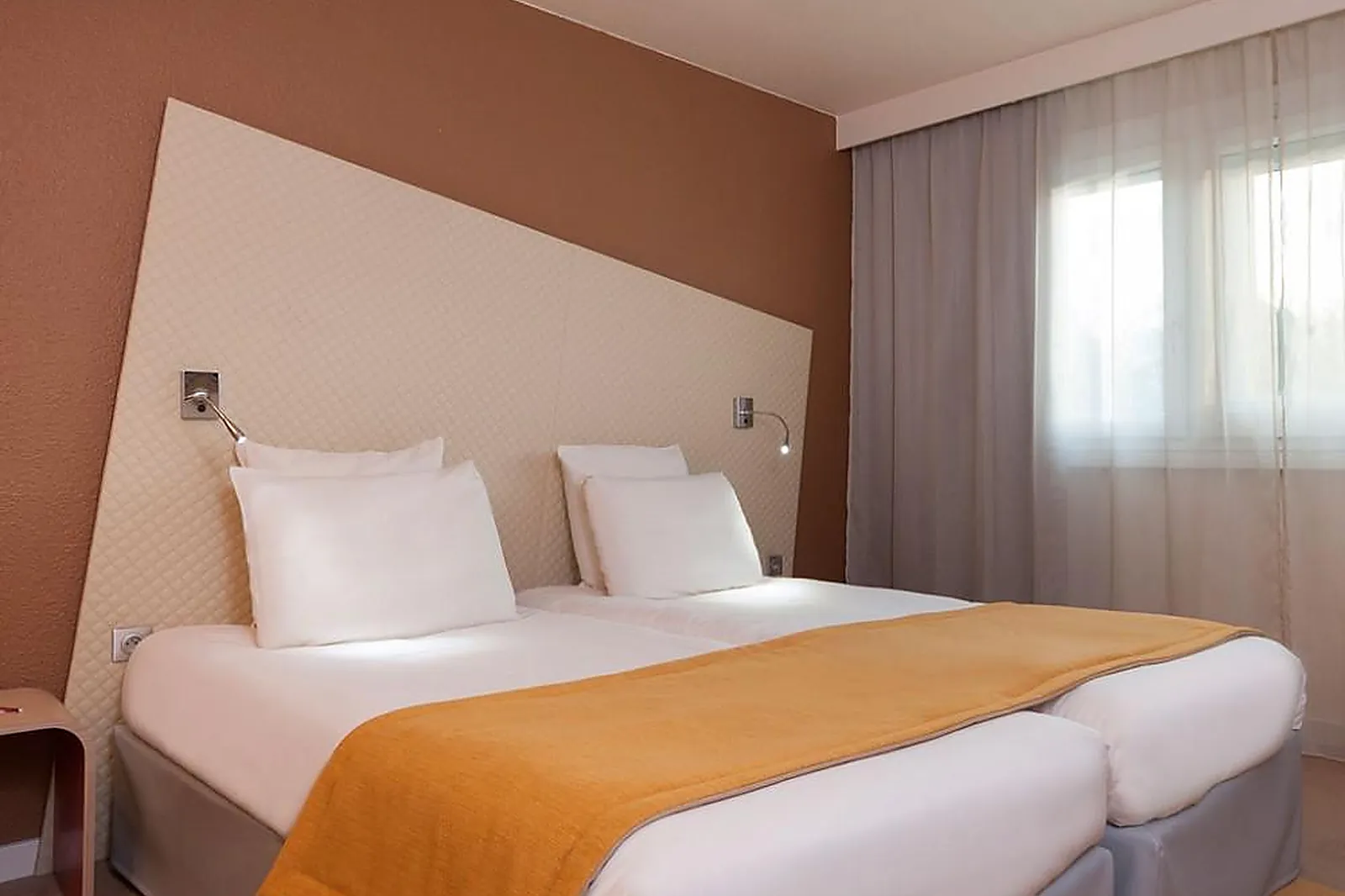 Lieux événementiels, MERCURE PARIS LE BOURGET