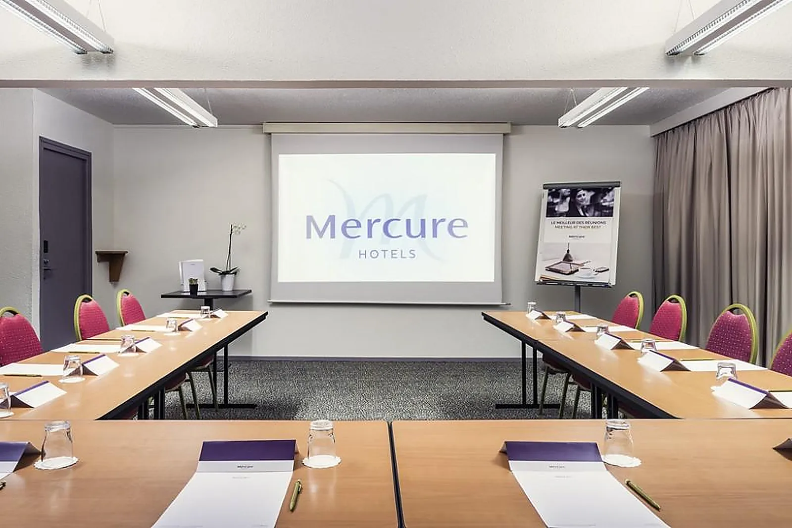 Lieux événementiels, MERCURE PARIS LE BOURGET