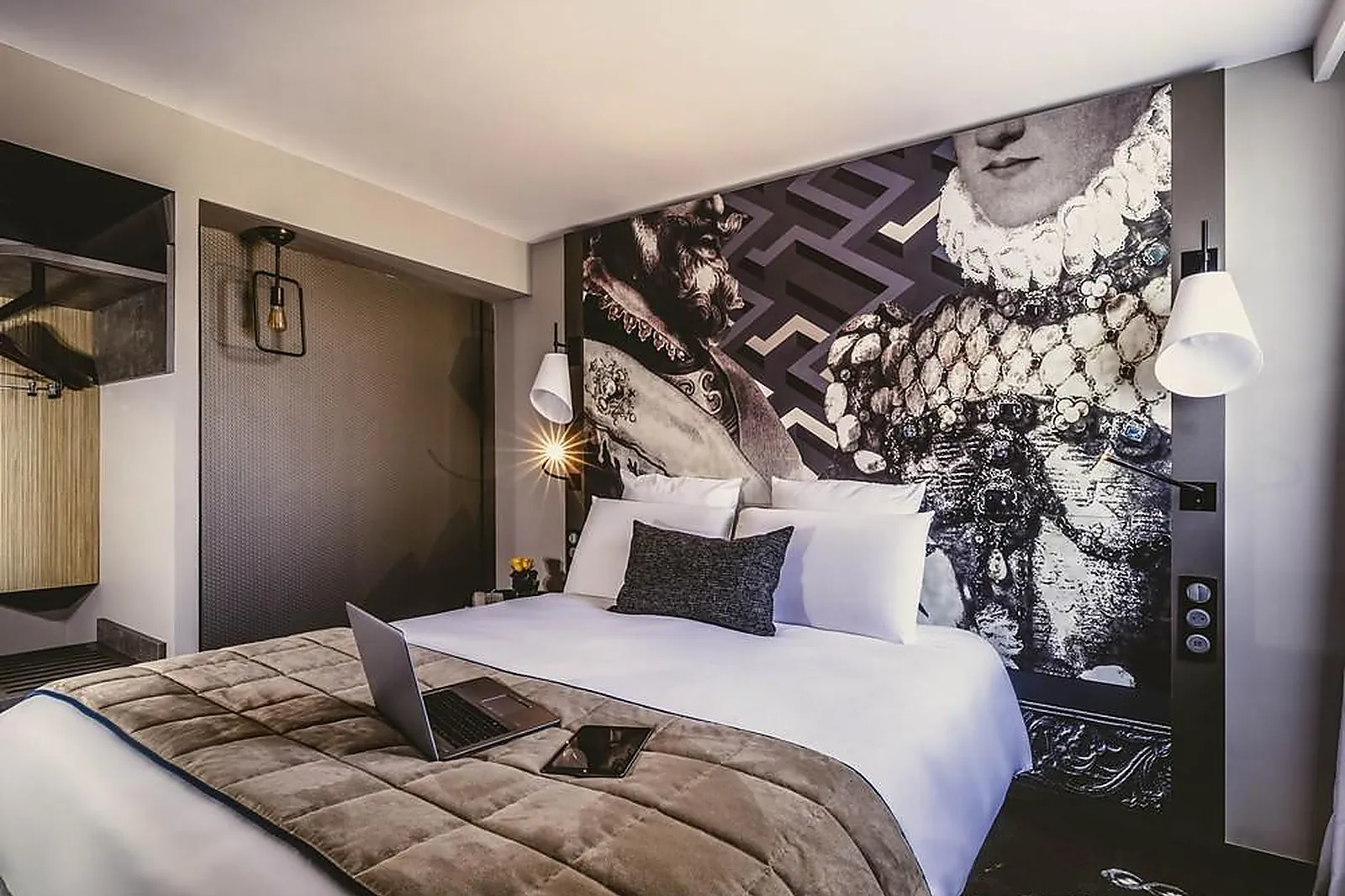 Lieux événementiels, MERCURE PAU PALAIS DES SPORTS