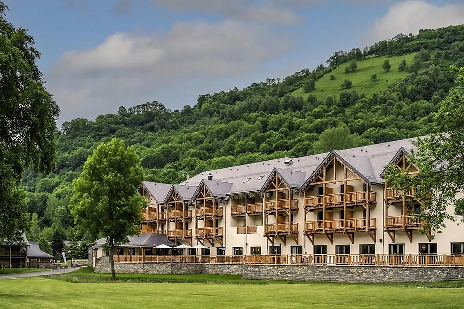 Lieux événementiels, MERCURE PEYRAGUDES LOUDENVIELLE PYRENEES