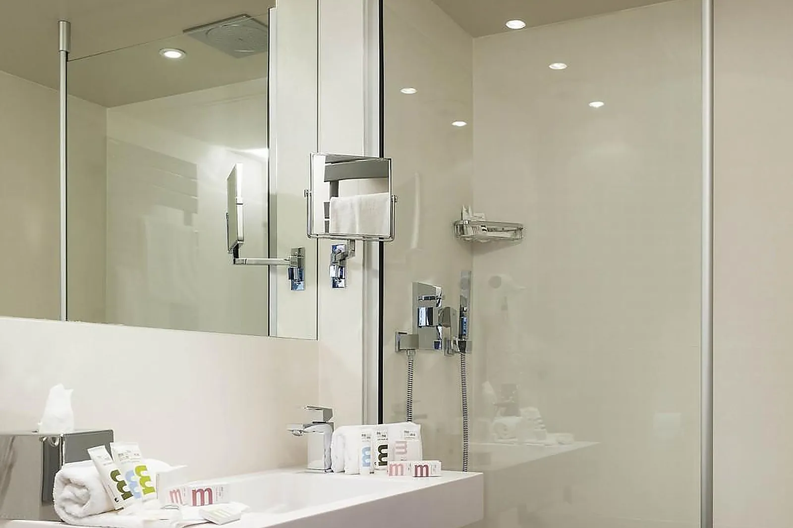 Lieux événementiels, MERCURE PLACE D'ITALIE