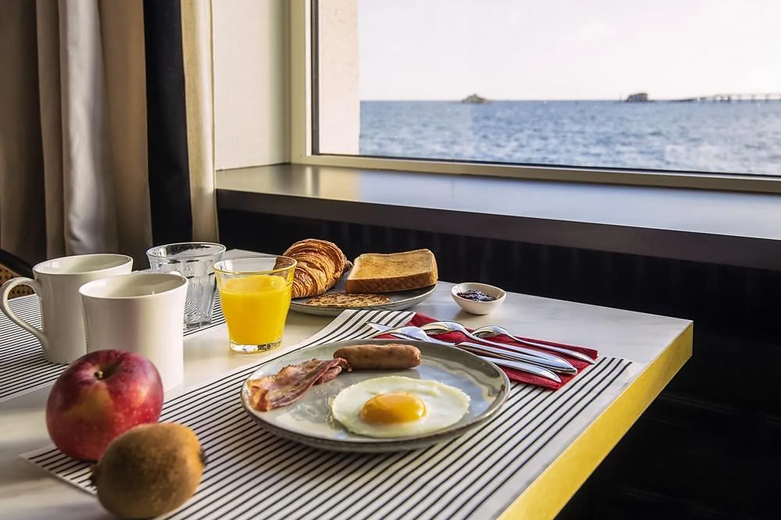 Lieux événementiels, MERCURE ROSCOFF BORD DE MER